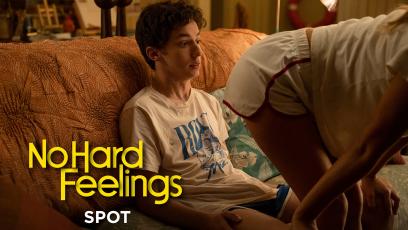 No-Hard-Feelings-Offizieller-Clip-Awkward-15"