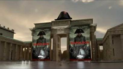 Napoleon-Spektakulärer-Stunt-in-Berlin