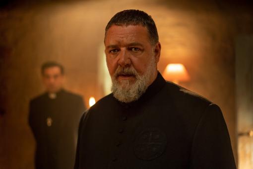 Pater Gabriele Amorth (Russell Crowe) in Sony Pictures' THE POPE’S EXORCIST.