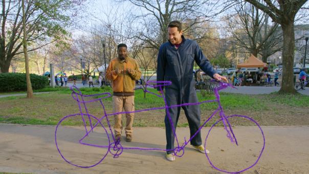 Lil Rel Howery (Moose) and Zachary Levi (Harold) in Sony Pictures‘ HAROLD UND DIE ZAUBERKREIDE ©2024 CTMG. All Rights Reserved.