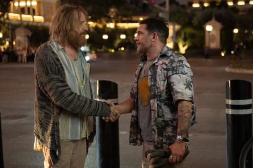 Rhys Ifans (links) und Tom Hardy in Sony Pictures‘ VENOM: THE LAST DANCE ©2024 CTMG, Inc. All Rights Reserved.