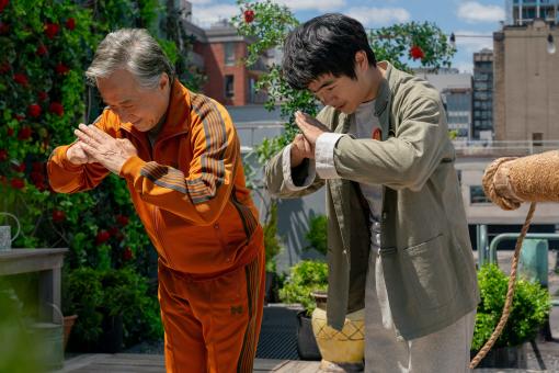 Jackie Chan und Ben Wang in Sony Pictures‘ KARATE KID: LEGENDS © 2024 CTMG, Inc. All Rights Reserved. 