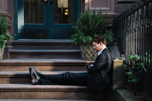 Chris Evans in WAS IST LIEBE WERT – MATERIALISTS Adore Matchmaking LLC