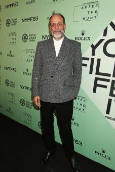 NEW YORK, NEW YORK – 26. SEPTEMBER: Regisseur Luca Guadagnino auf der nordamerikanischen Premiere von AFTER THE HUNT als Eröffnungsfilm des 63. New York Film Festivals in der Alice Tully Hall. (Foto von Dave Allocca / Starpix)