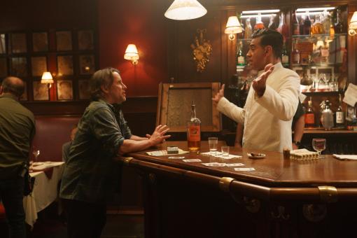 Richard Linklater und Bobby Cannavale am Set von Sony Pictures’ BLUE MOON  © 2026 Sony Pictures Entertainment Deutschland GmbH