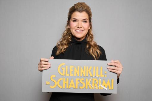 Anke Engelke („Lily“) bei den Sprachaufnahmen für GLENNKILL: EIN SCHAFSKRIMI von  Sony Pictures Entertainment Deutschland GmbH.  Credit: Sebastian Reuter  © 2026 Sony Pictures Entertainment Deutschland GmbH