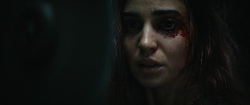 SOUHEILA YACOUB als Alice in Warner Bros. Pictures' und Sony Pictures' EVIL DEAD BURN.  © 2026 Warner Bros. Ent. All Rights Reserved.