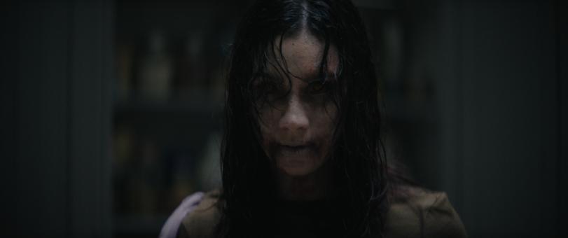 LUCIANE BUCHANAN als Thya in Warner Bros. Pictures' und Sony Pictures' EVIL DEAD BURN.  © 2026 Warner Bros. Ent. All Rights Reserved.