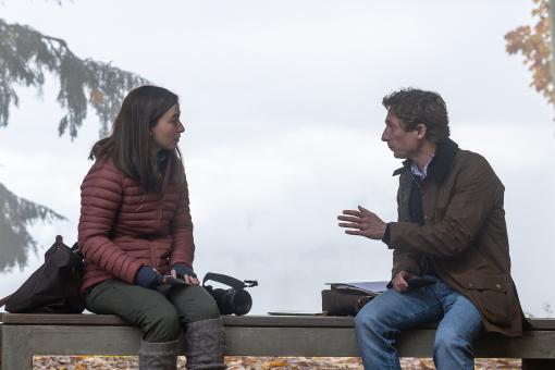 Frances Haugen (Mikey Madison) und Jeff Horowitz (Jeremy Allen White) in Sony Pictures’ THE SOCIAL RECKONING.  © 2026 CTMG, Inc. All Rights Reserved.