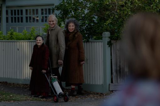 Die Acolytes in Screen Gems' INSIDIOUS: OUT OF THE FURTHER.  © 2026 Sony Pictures Entertainment Deutschland GmbH